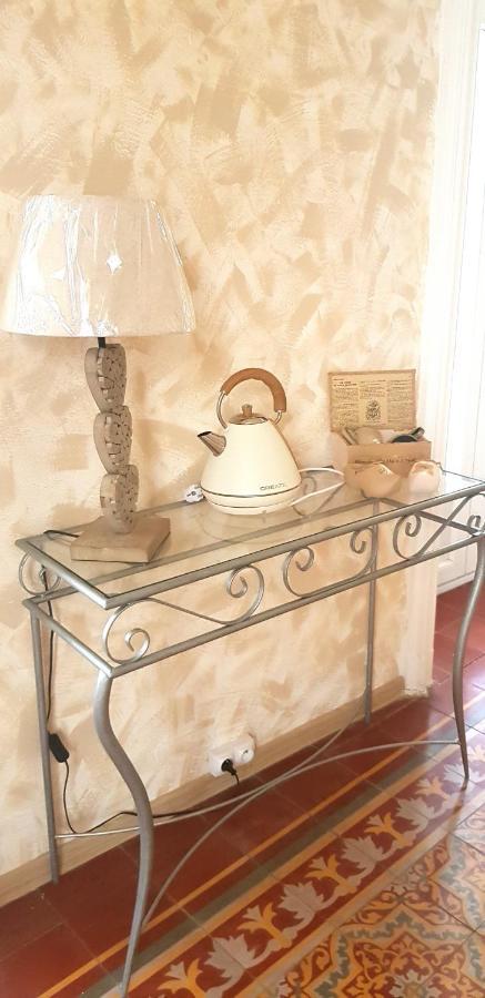 Chez Dedou Et Madou Bed and Breakfast Florensac Buitenkant foto