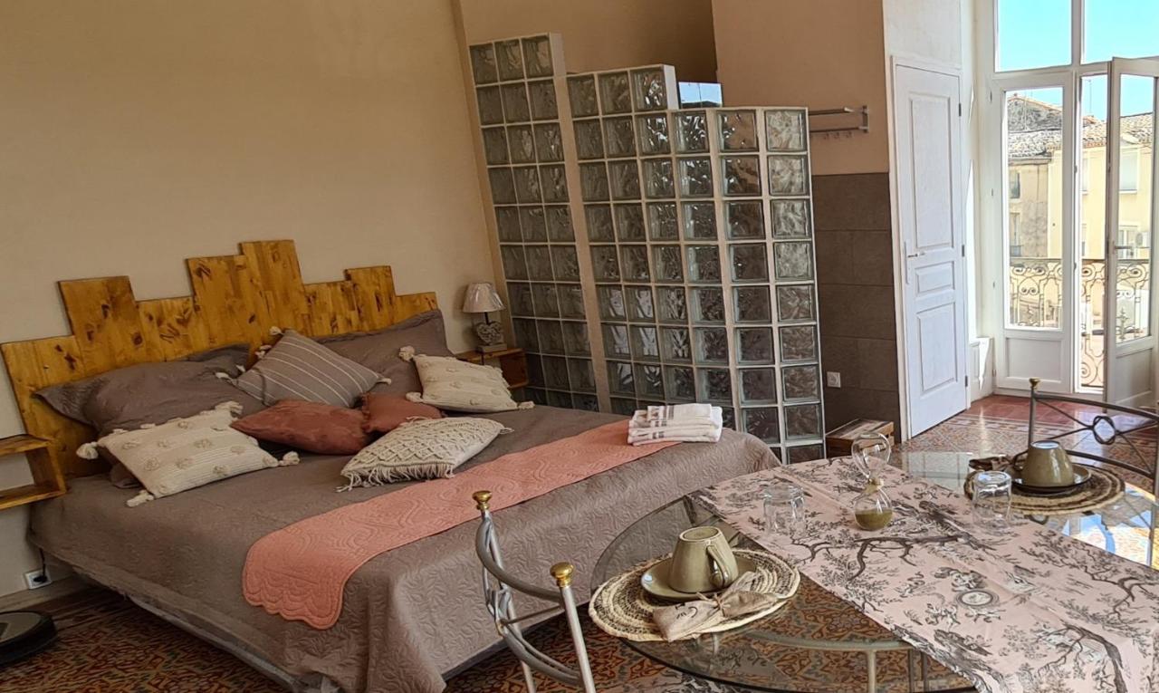 Chez Dedou Et Madou Bed and Breakfast Florensac Buitenkant foto
