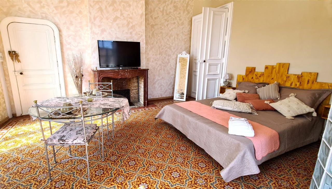 Chez Dedou Et Madou Bed and Breakfast Florensac Buitenkant foto