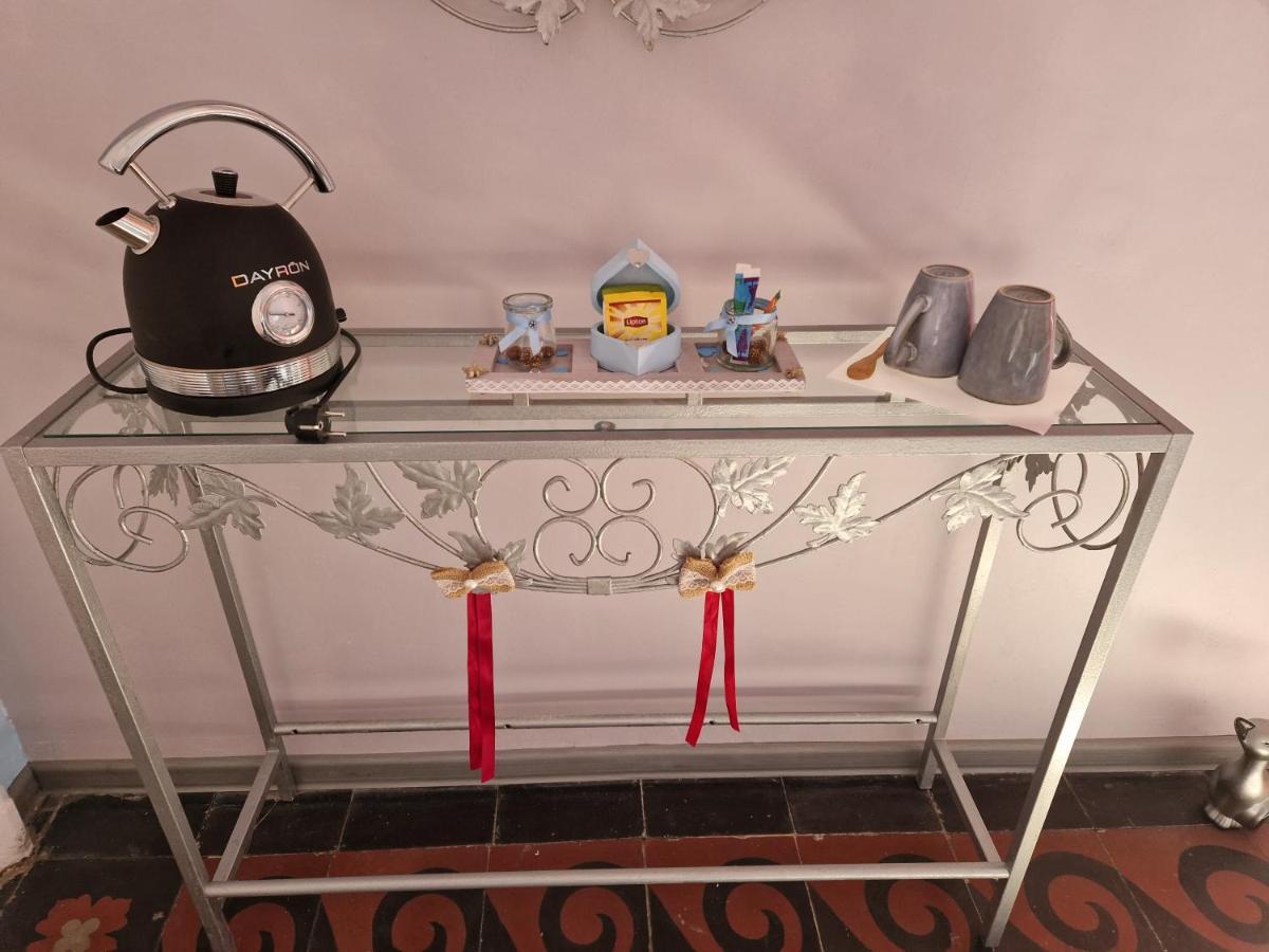 Chez Dedou Et Madou Bed and Breakfast Florensac Buitenkant foto